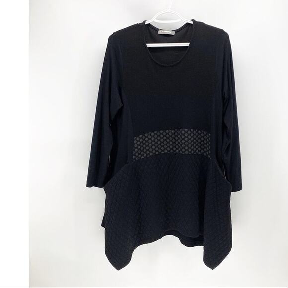 ALEMBIKA textured pockets shark bite lagenlook top minimalist quirky - Picture 1 of 9